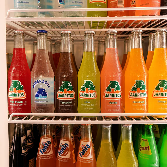 Jarritos.